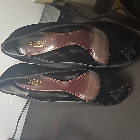 Pumps - Picture 5 of 5